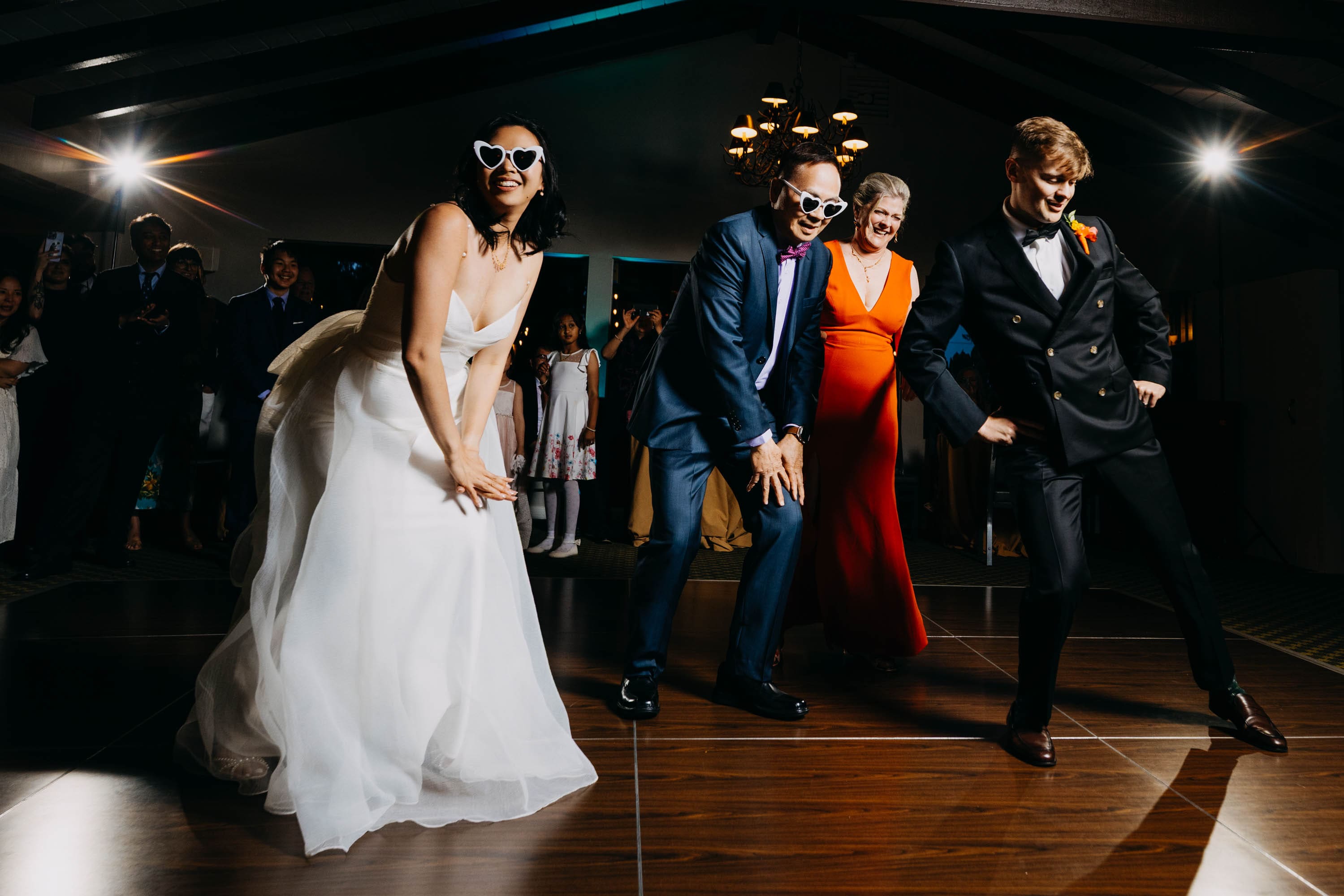 Parents first dance that turned fun on wedding day